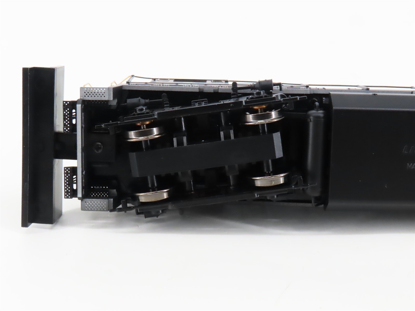 HO Scale Proto 2000 31113 GE Demonstrator U30B Diesel #304 - DCC Ready