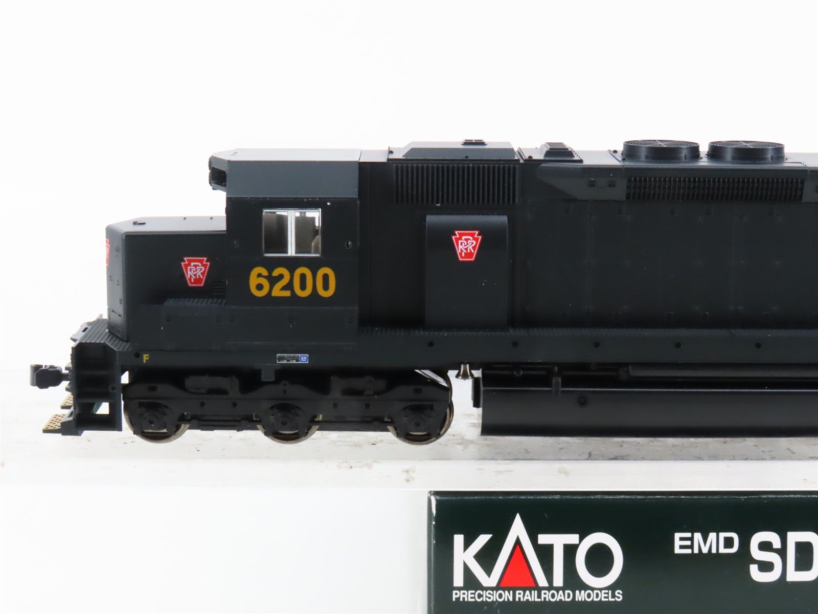 HO Scale KATO 37-1742 PRR Pennsylvania EMD SD45 Diesel #6200 - DCC Ready