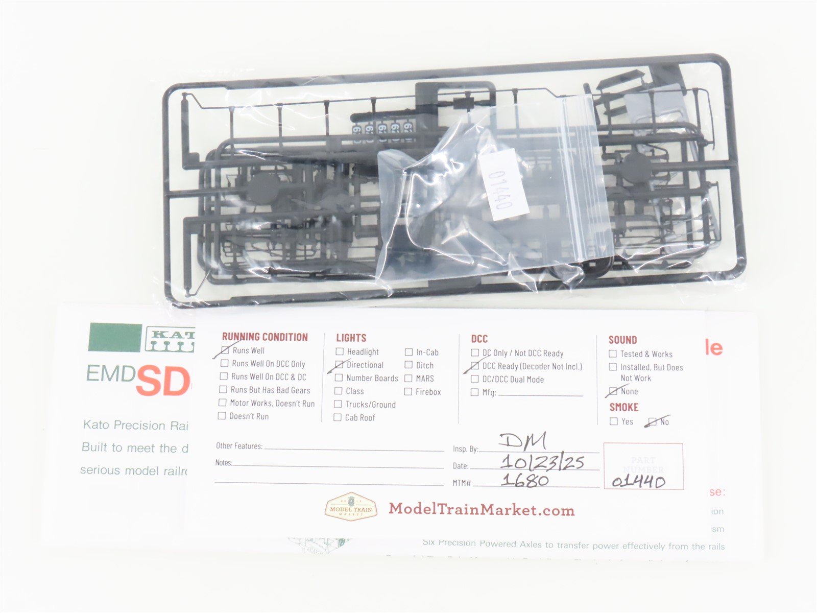 HO Scale KATO 37-1742 PRR Pennsylvania EMD SD45 Diesel #6200 - DCC Ready