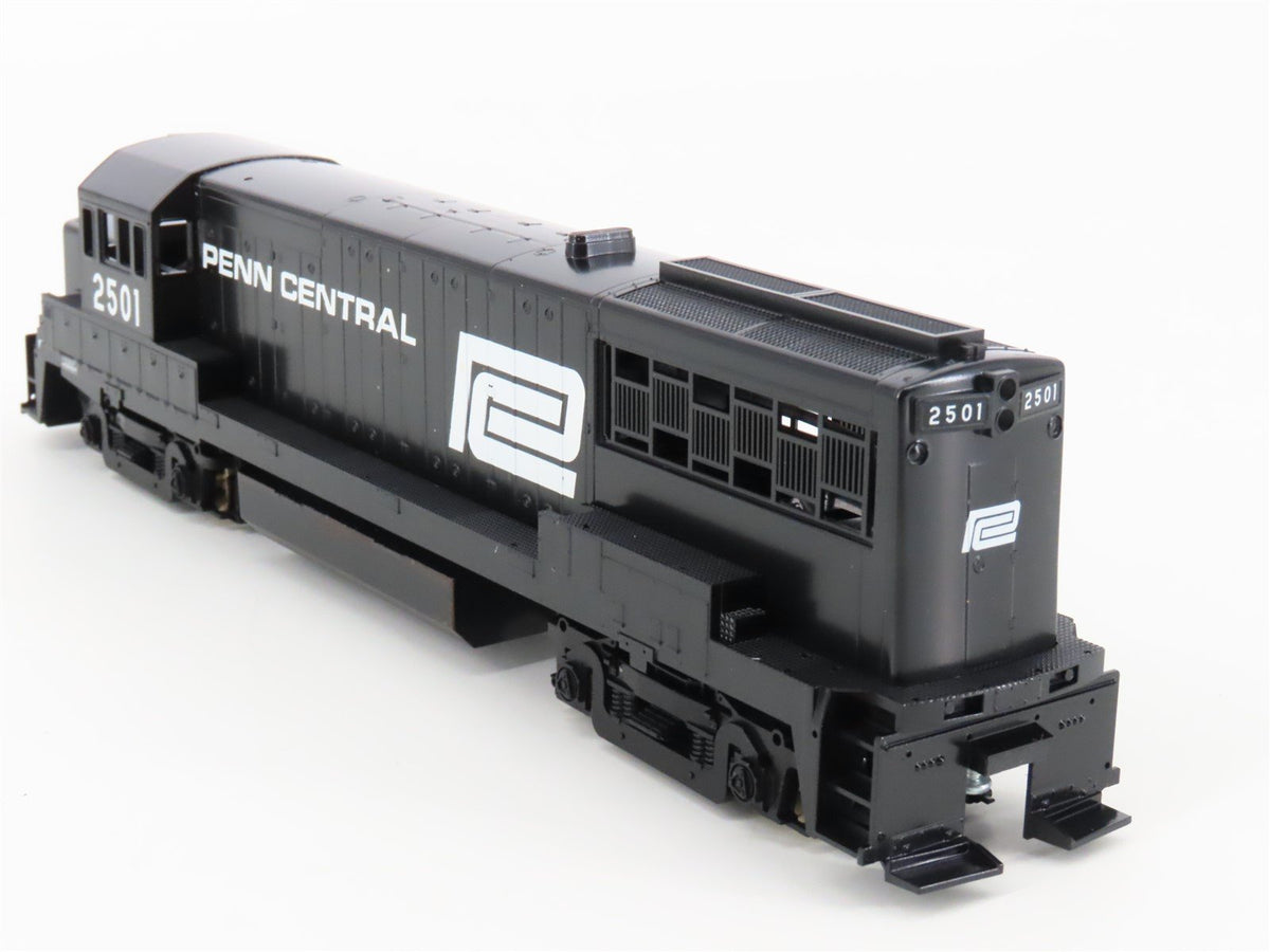 HO Scale Stewart 7208 PC Penn Central GE U25B Ph. II Diesel #2501 - DCC Ready
