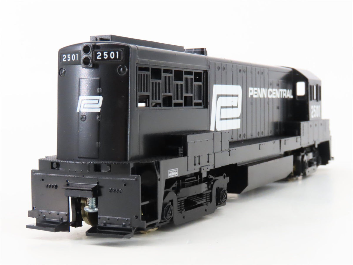 HO Scale Stewart 7208 PC Penn Central GE U25B Ph. II Diesel #2501 - DCC Ready