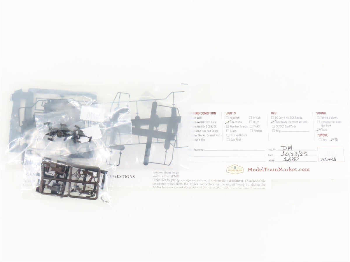 HO Scale Stewart 7208 PC Penn Central GE U25B Ph. II Diesel #2501 - DCC Ready