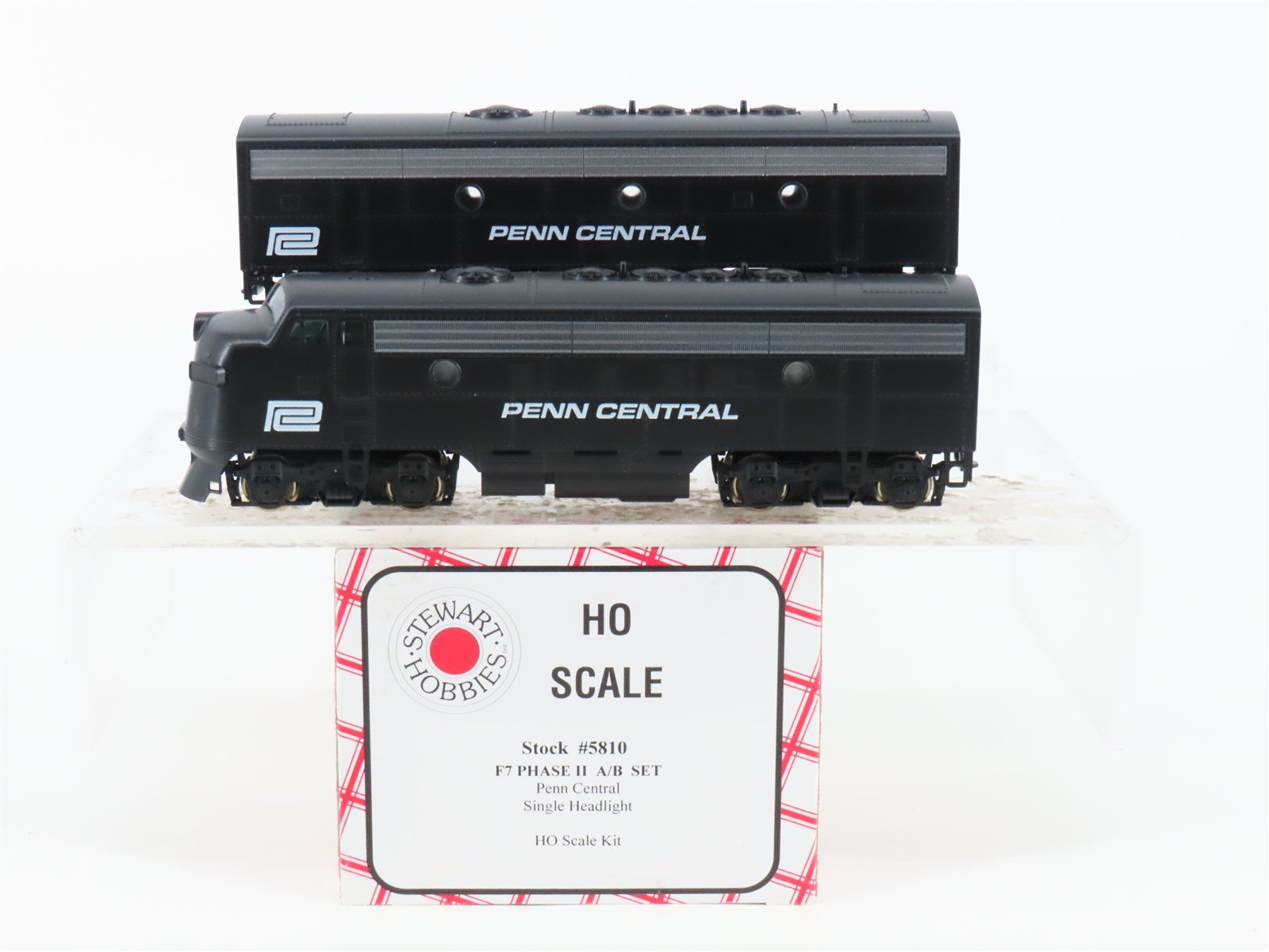 HO Scale Stewart 5810 PC Penn Central EMD F7A/B Ph. II Diesel Set - DCC Ready