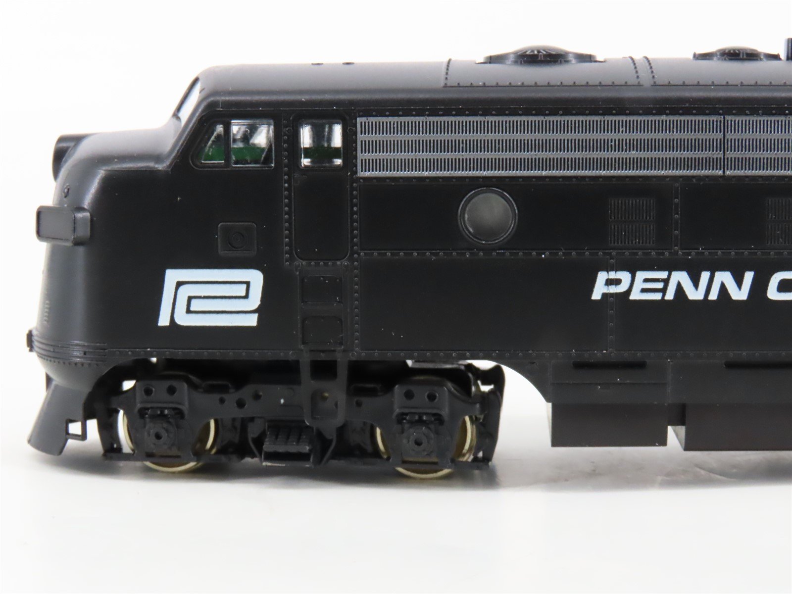 HO Scale Stewart 5810 PC Penn Central EMD F7A/B Ph. II Diesel Set - DCC Ready