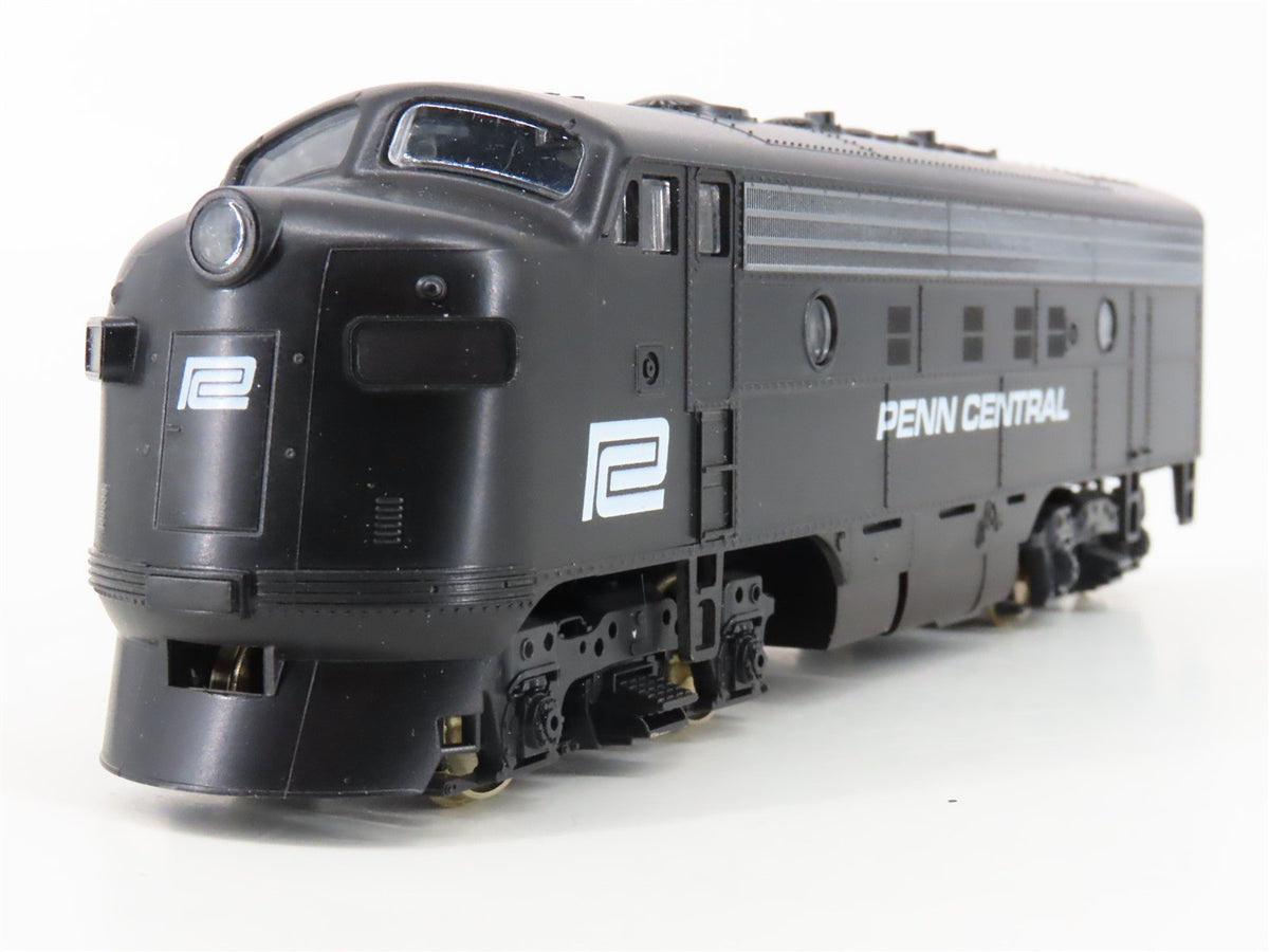 HO Scale Stewart 5810 PC Penn Central EMD F7A/B Ph. II Diesel Set - DCC Ready