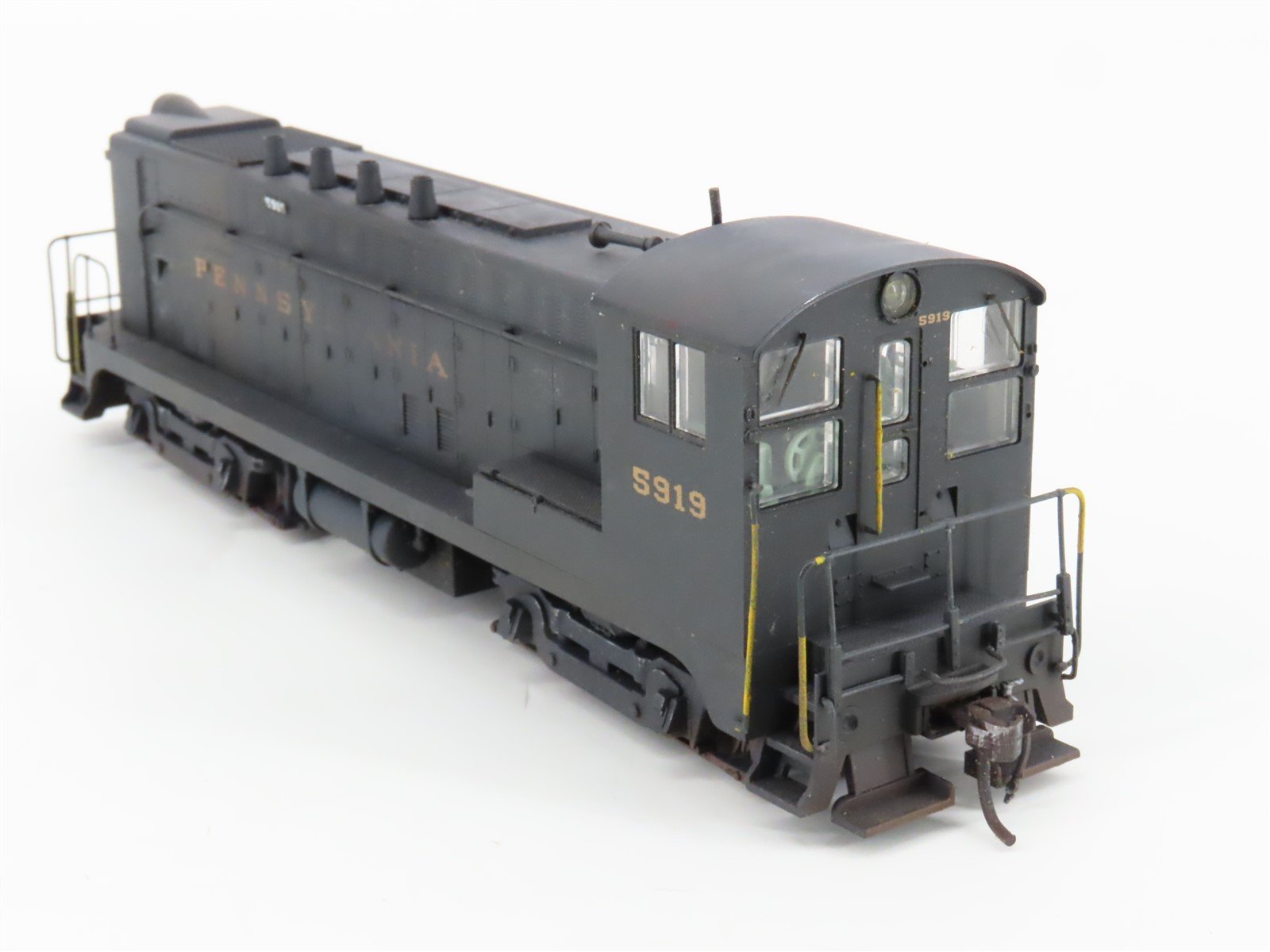 HO Stewart 4705 PRR Pennsylvania VO-1000 Diesel #5919 - Weathered - DCC Ready
