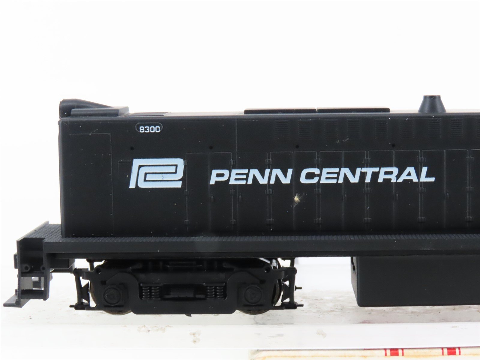 HO Scale Stewart/KATO 4506 PC Penn Central Baldwin RS-12 Diesel #8300