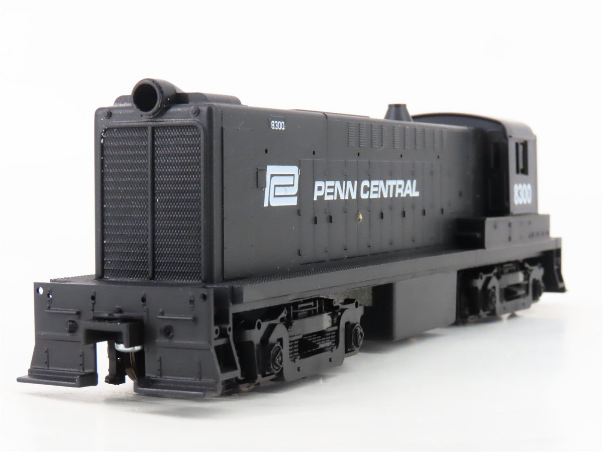 HO Scale Stewart/KATO 4506 PC Penn Central Baldwin RS-12 Diesel #8300