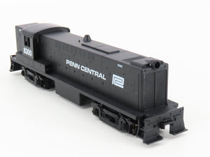 HO Scale Stewart/KATO 4506 PC Penn Central Baldwin RS-12 Diesel #8300