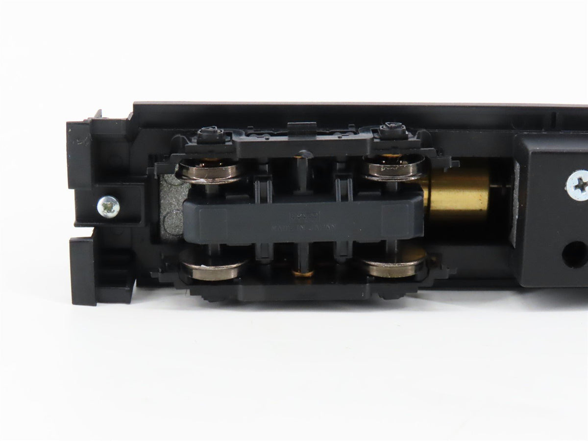 HO Scale Stewart/KATO 4506 PC Penn Central Baldwin RS-12 Diesel #8300