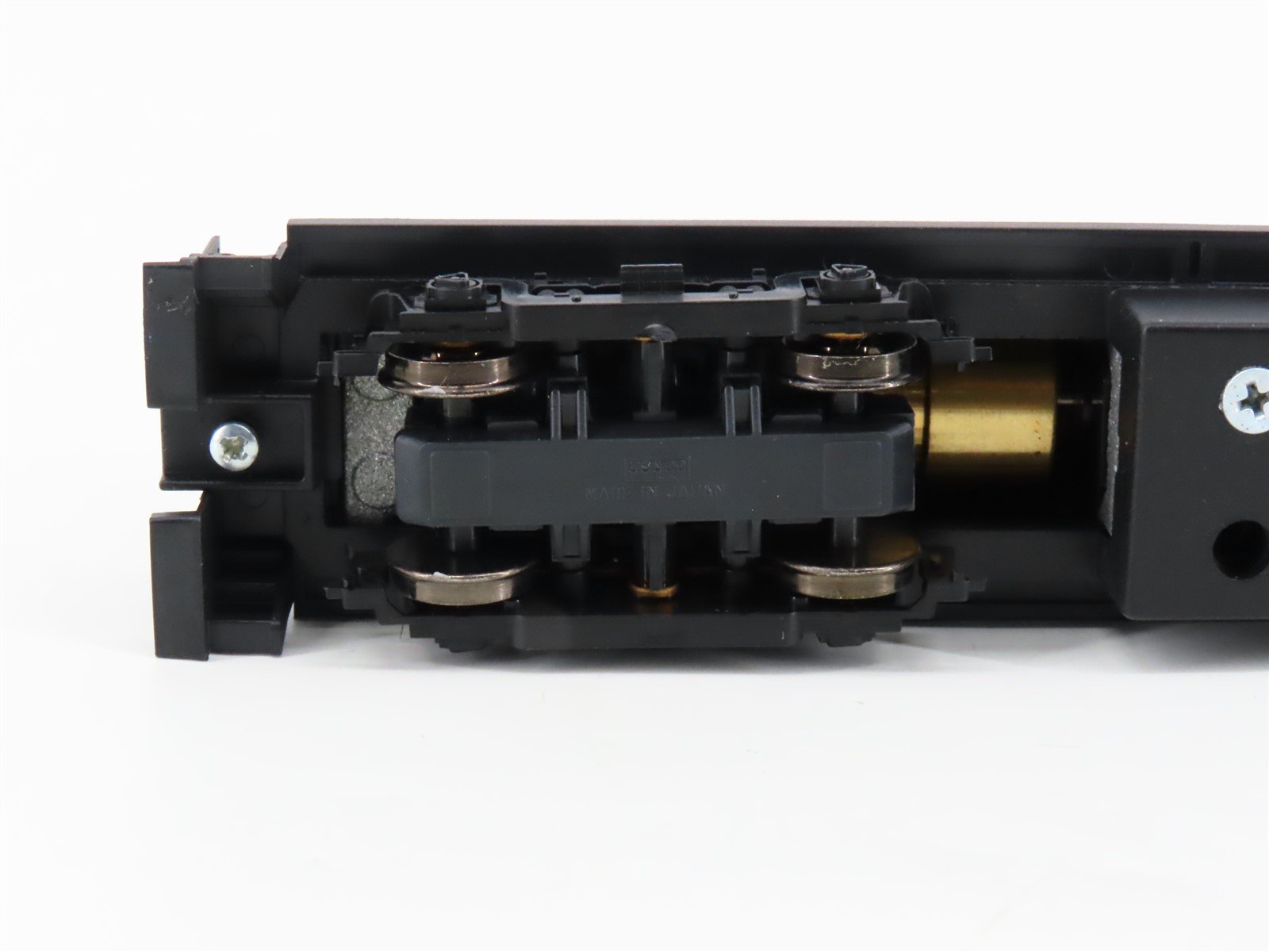 HO Scale Stewart/KATO 4506 PC Penn Central Baldwin RS-12 Diesel #8300