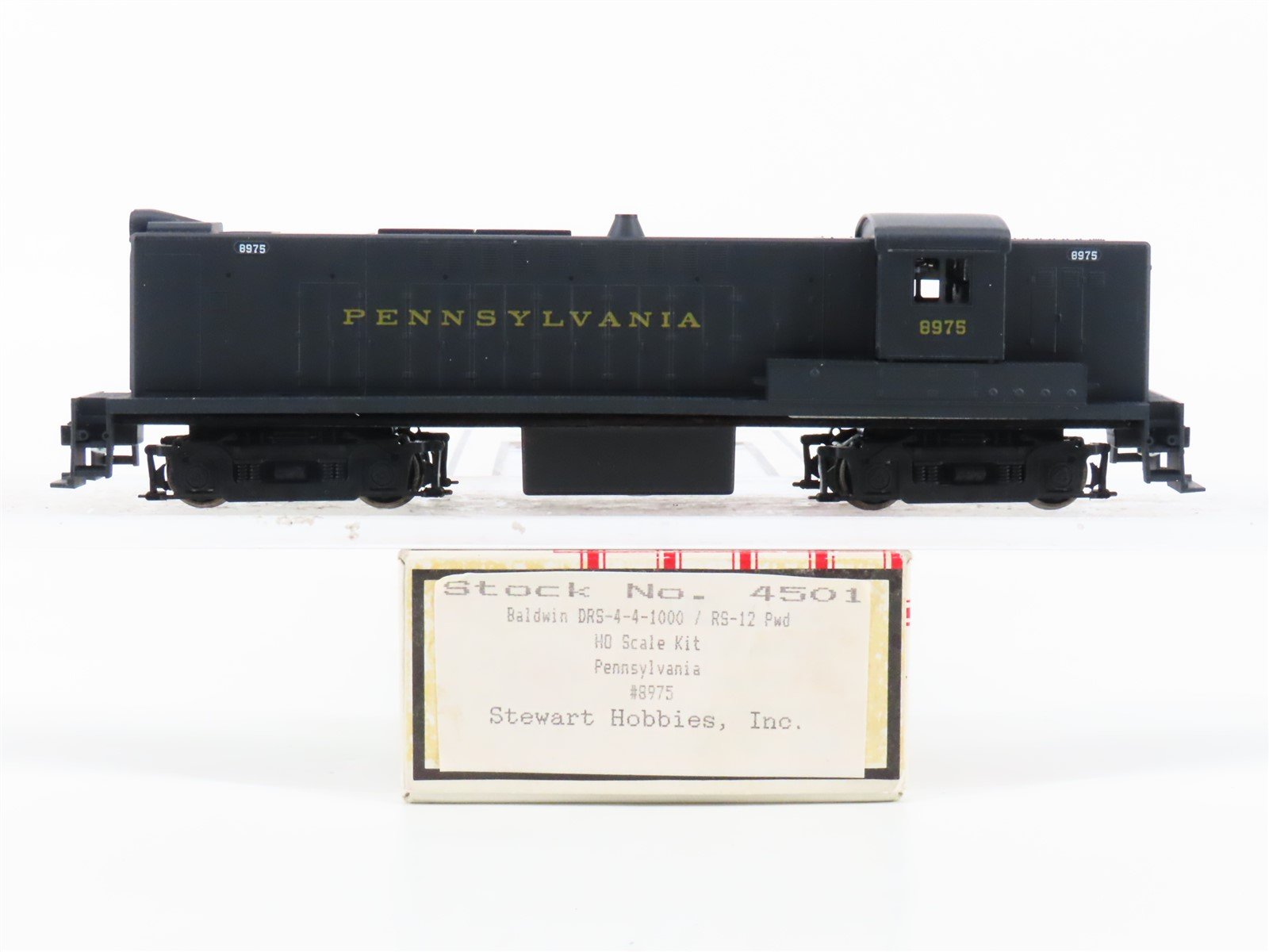 HO Scale Stewart/KATO 4501 PRR Pennsylvania Baldwin RS-12 Diesel #8975