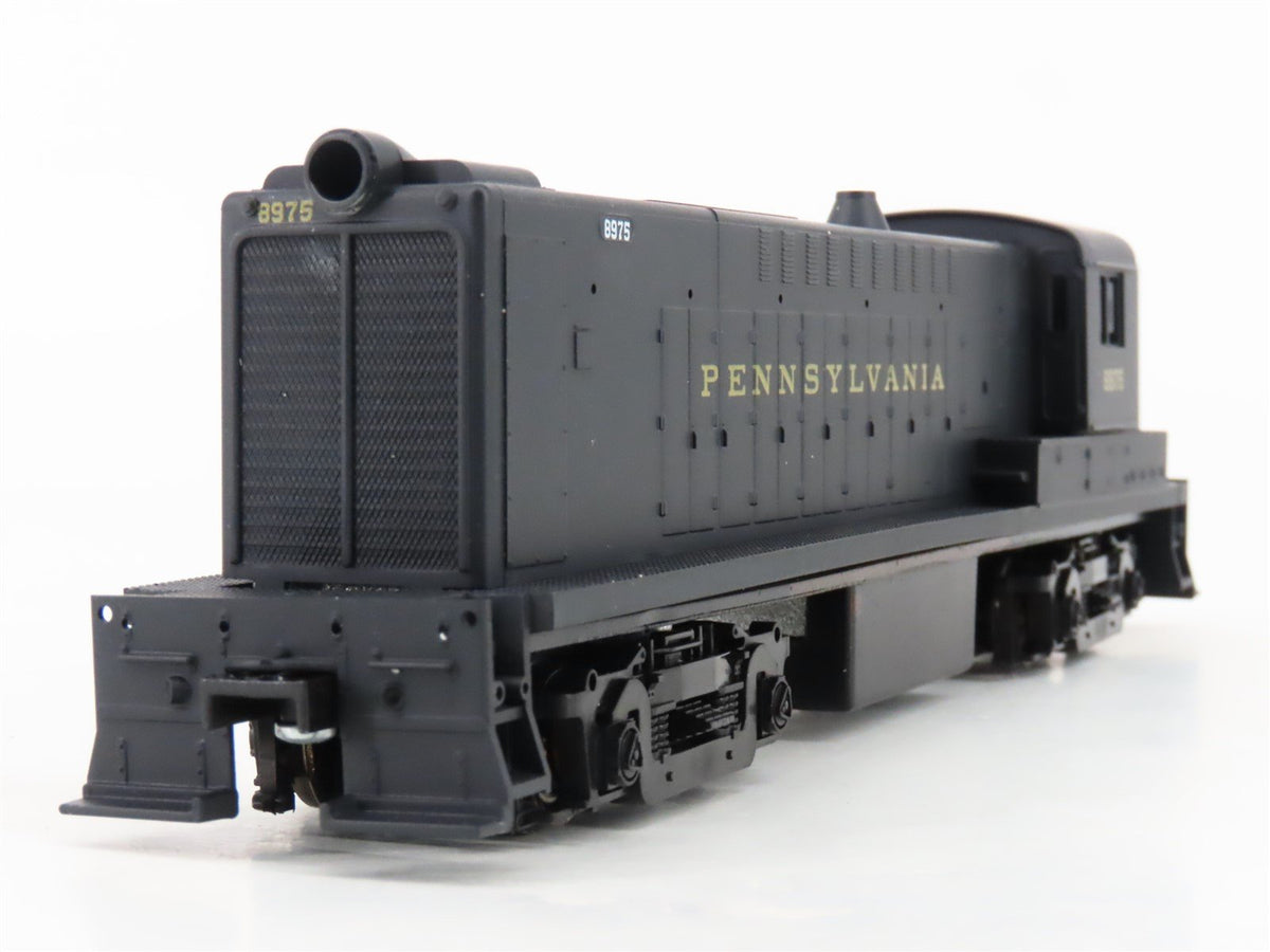 HO Scale Stewart/KATO 4501 PRR Pennsylvania Baldwin RS-12 Diesel #8975