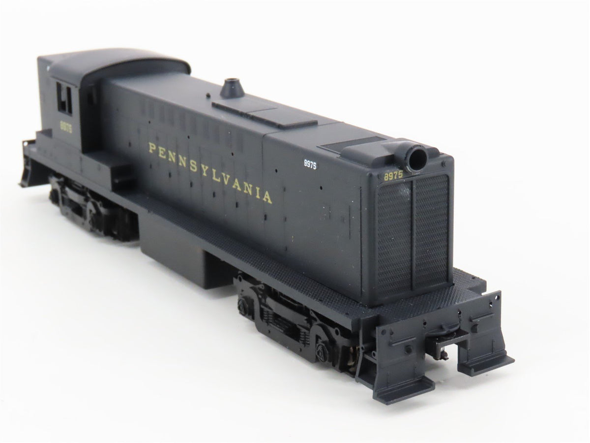 HO Scale Stewart/KATO 4501 PRR Pennsylvania Baldwin RS-12 Diesel #8975