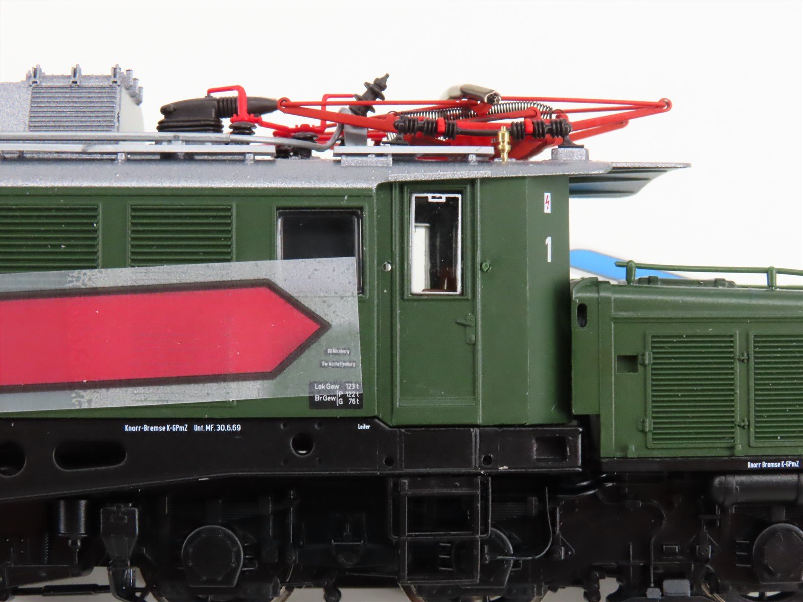 HO Roco 63502 DB Deutsche Bundesbahn BR194 Crocodile Electric #268-9 - DCC Ready