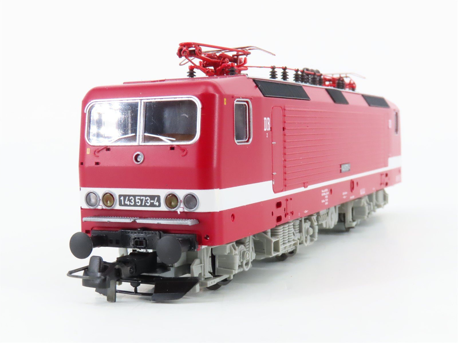 HO Scale Roco 43680 DR Deutsche Reichsbahn BR143 Electric #573-4 - DCC Ready