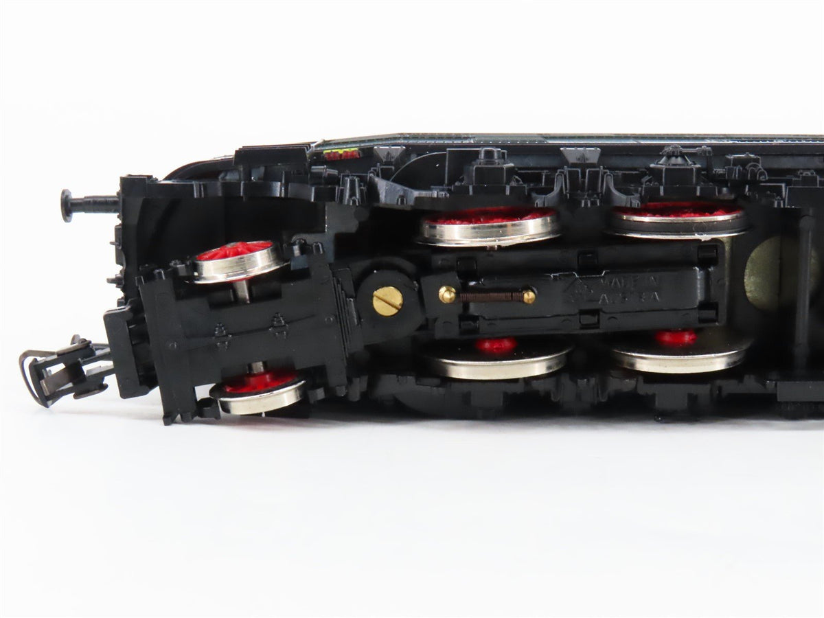 HO Scale Roco 4141C DB Deutsche Bundesbahn BR118 Electric Locomotive #051-2