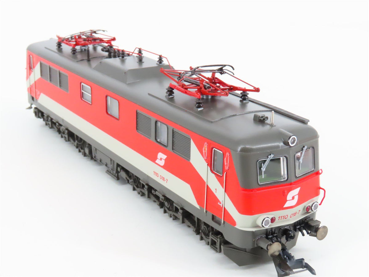 HO Scale Roco 43760 OBB Austrian Class 1110 Electric #018-7 - DCC Ready