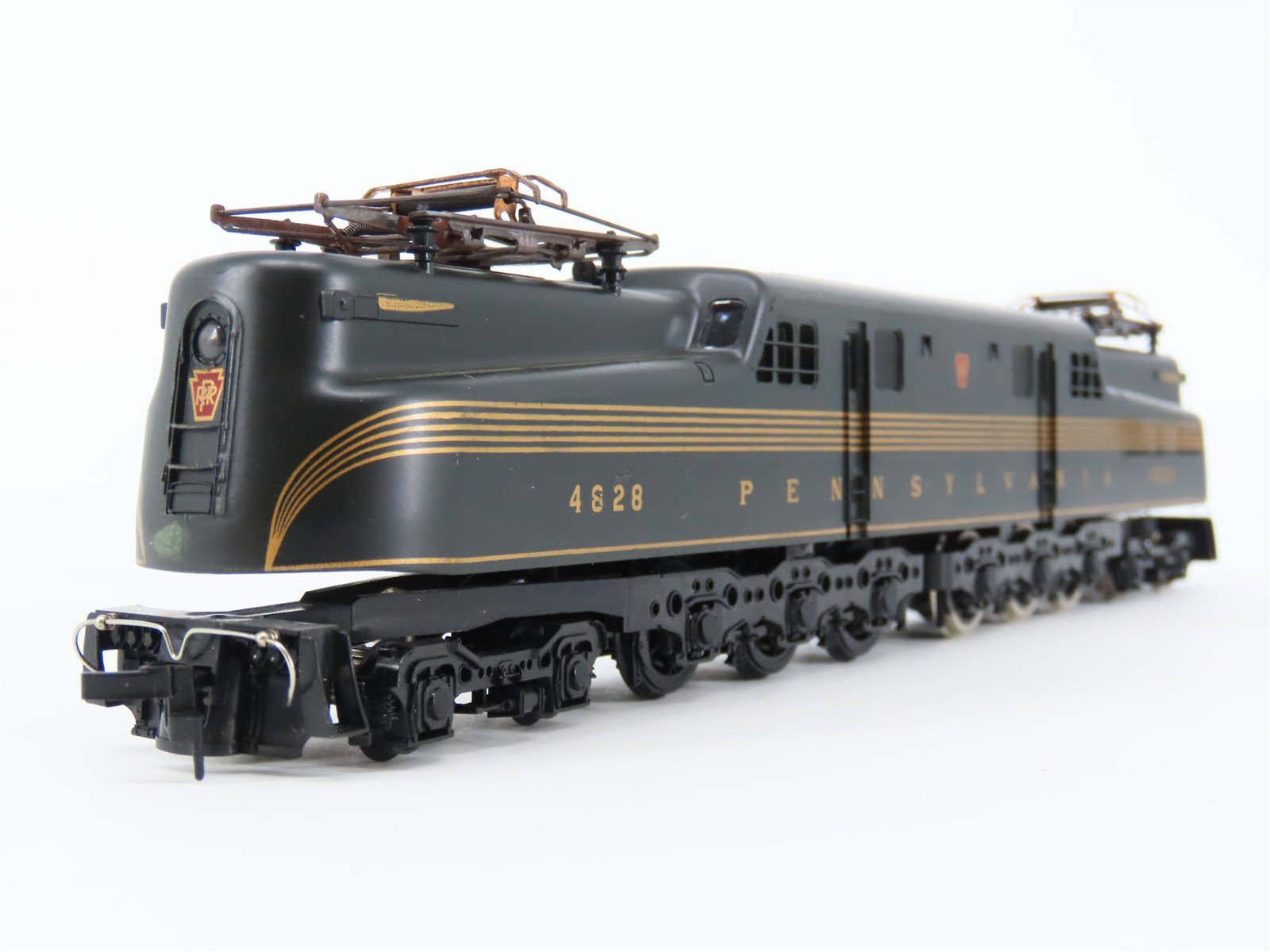 HO Scale PEMCO 3304-015 PRR Pennsylvania GG1 Electric Locomotive #4828