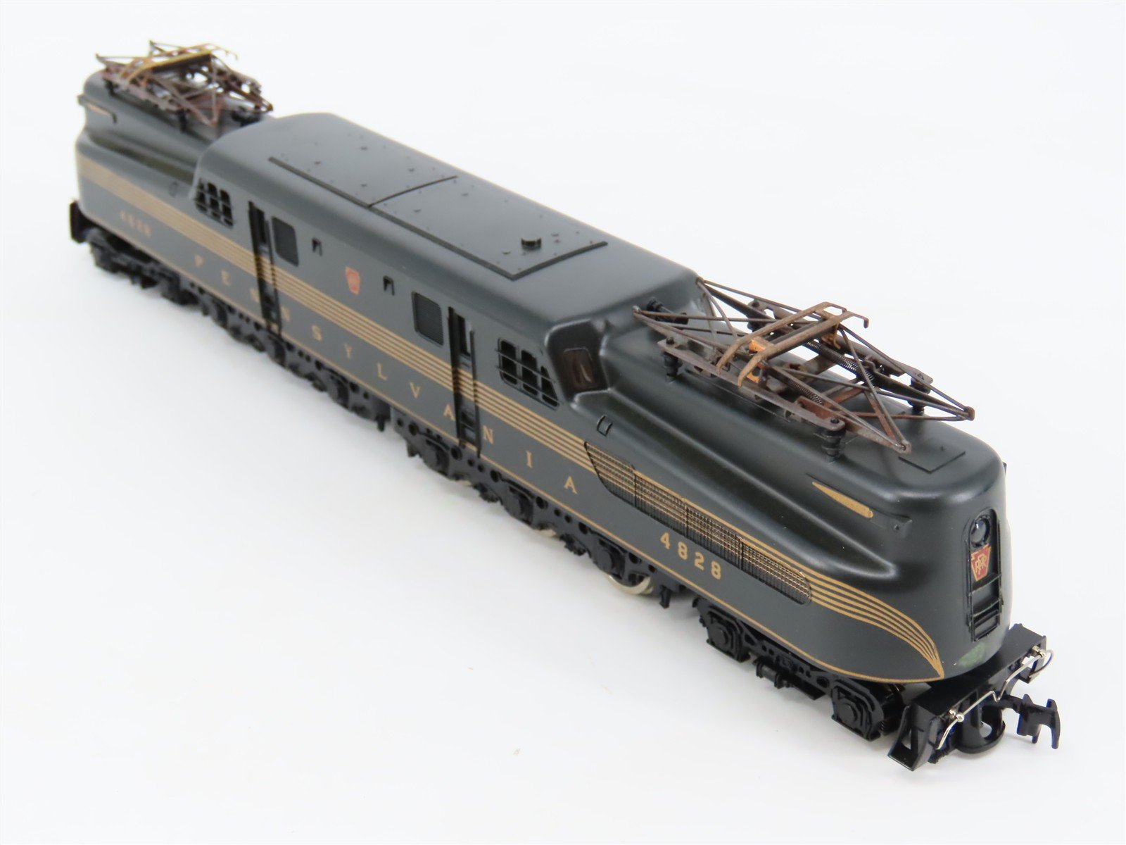 HO Scale PEMCO 3304-015 PRR Pennsylvania GG1 Electric Locomotive #4828