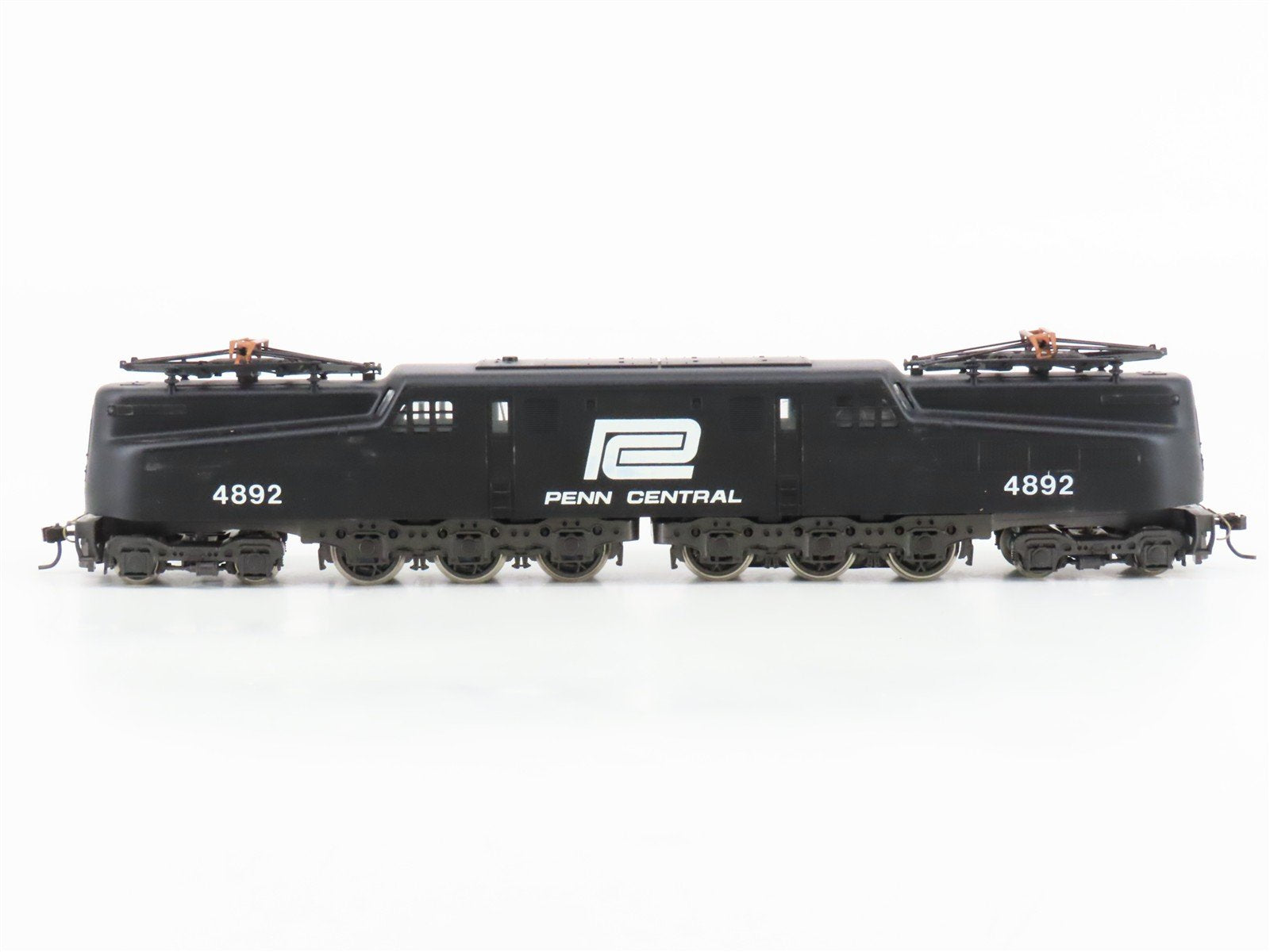 HO Scale AHM PC Penn Central Electric Locomotive #4892
