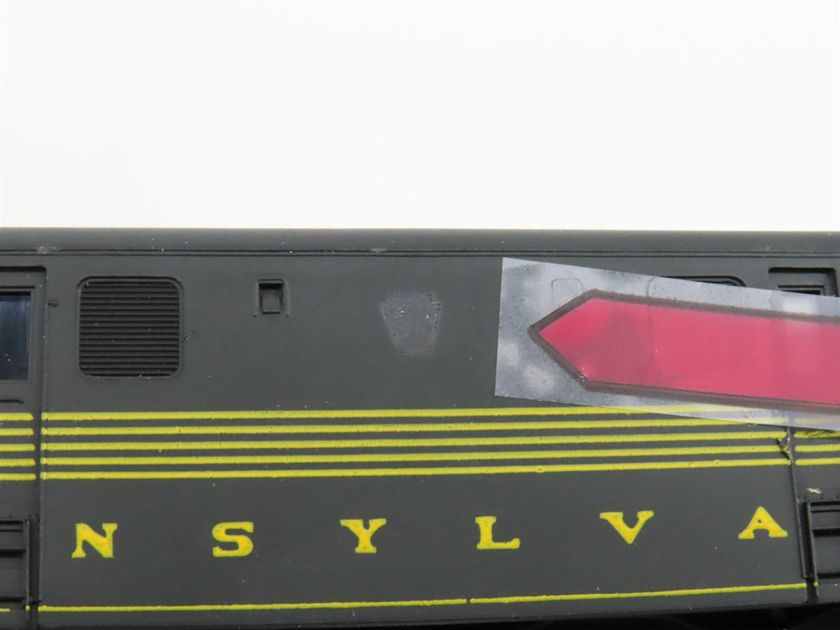 HO Scale Rivarossi 5161 PRR Pennsylvania GG1 Electric Locomotive #4929