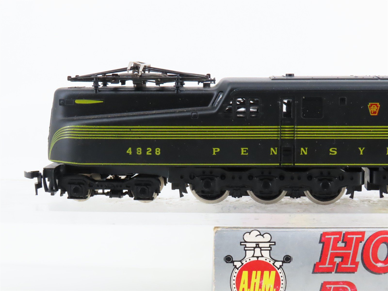 HO Scale AHM PRR Pennsylvania GG1 Electric Locomotive #4828