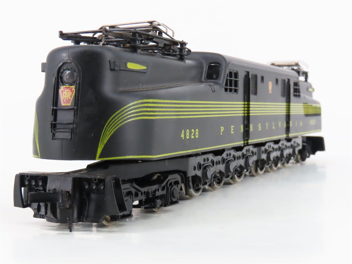 HO Scale AHM PRR Pennsylvania GG1 Electric Locomotive #4828
