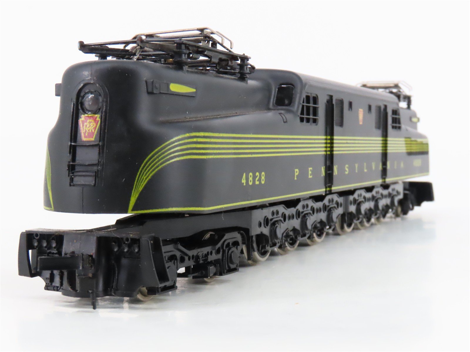 HO Scale AHM PRR Pennsylvania GG1 Electric Locomotive #4828