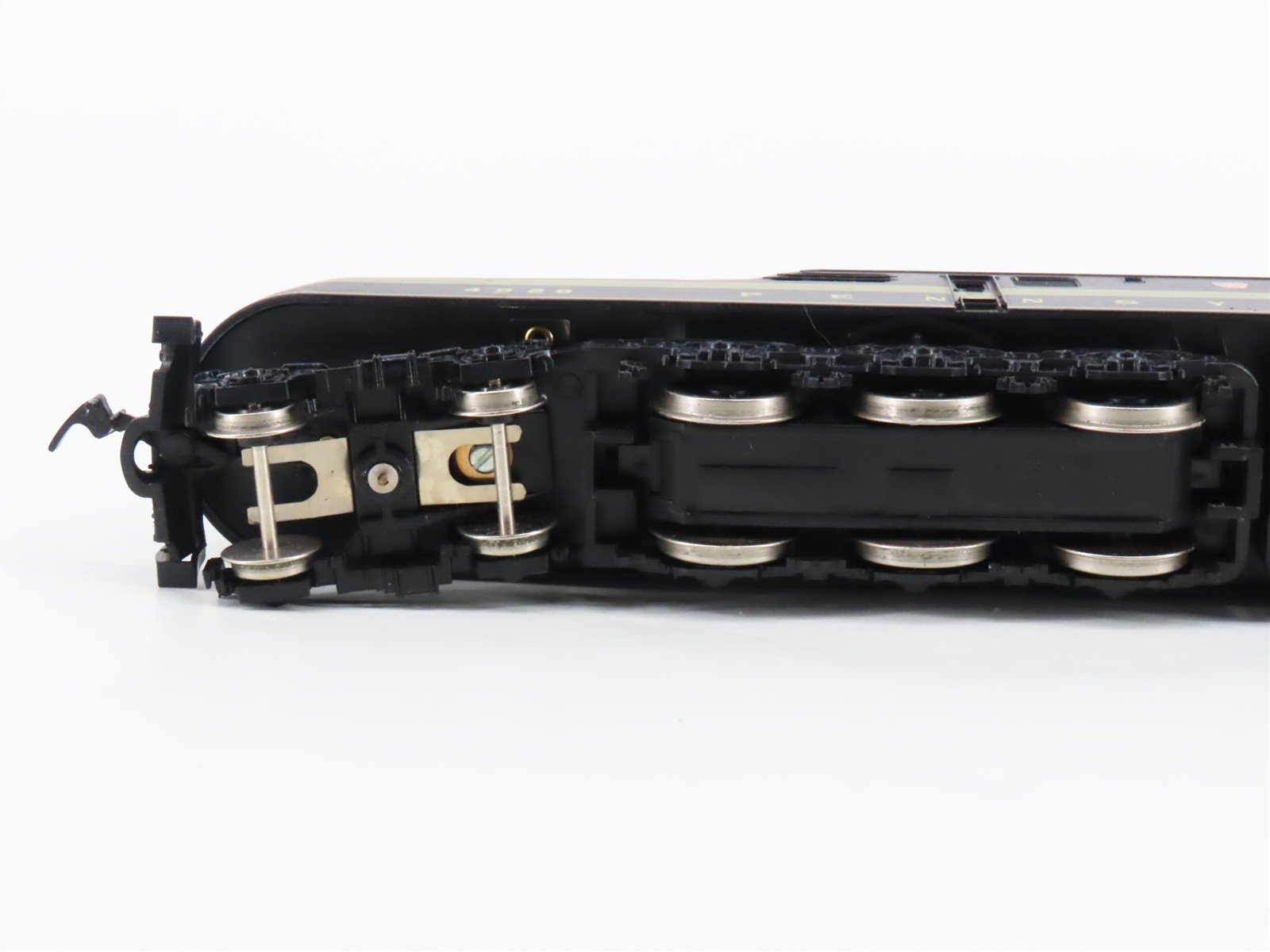 HO Scale AHM PRR Pennsylvania GG1 Electric Locomotive #4828