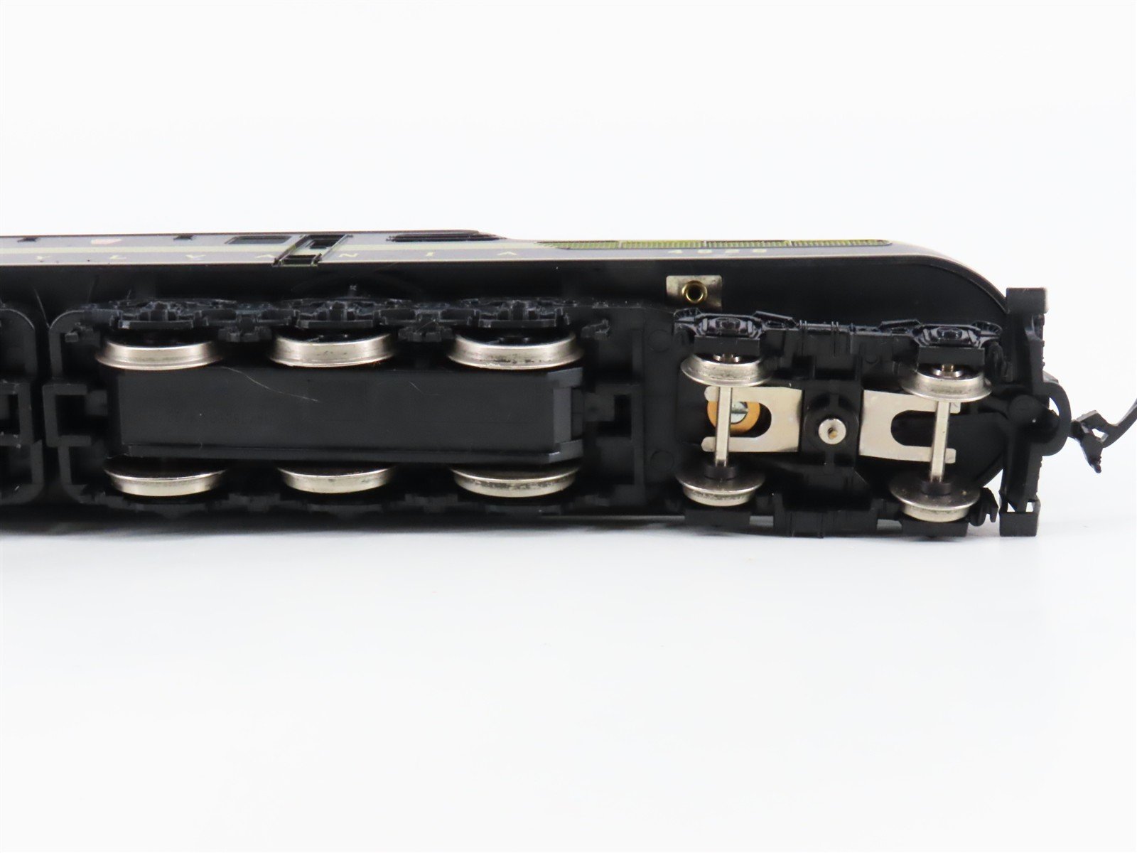 HO Scale AHM PRR Pennsylvania GG1 Electric Locomotive #4828