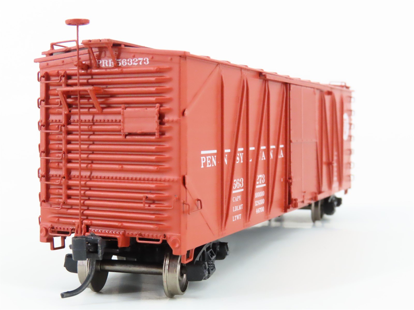 HO Scale InterMountain T452601-19 PRR Pennsylvania Single Door Box Car #563273