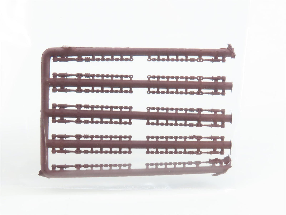 HO Scale InterMountain 46409-16 BNSF Railway 60&#39; Wood Deck Flat Car #585032