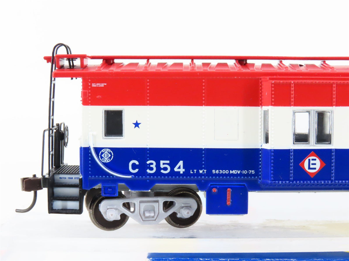 HO Scale Athearn 74677 EL Erie Lackawanna Bicentennial Bay Window Caboose #C354