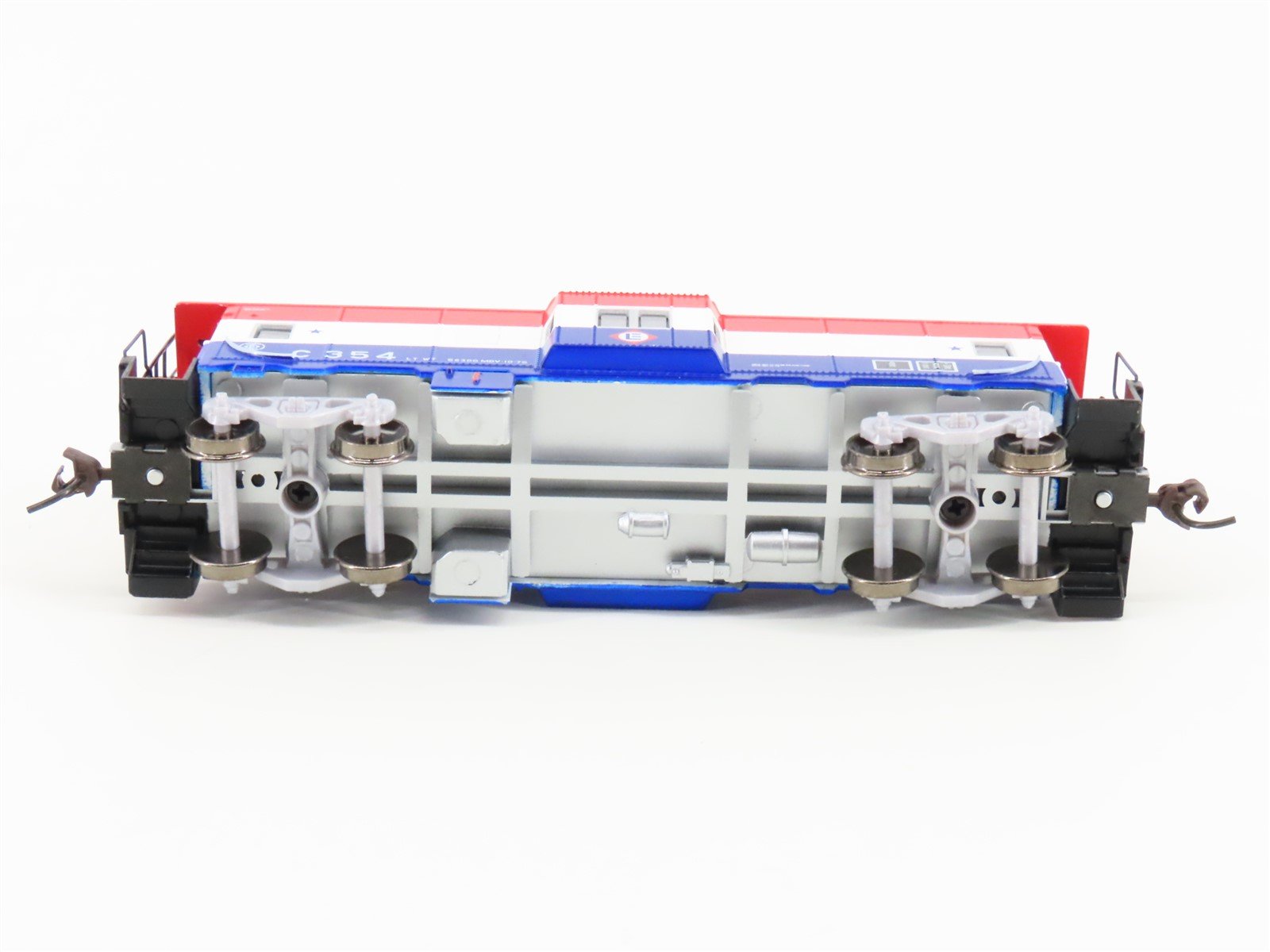 HO Scale Athearn 74677 EL Erie Lackawanna Bicentennial Bay Window Caboose #C354