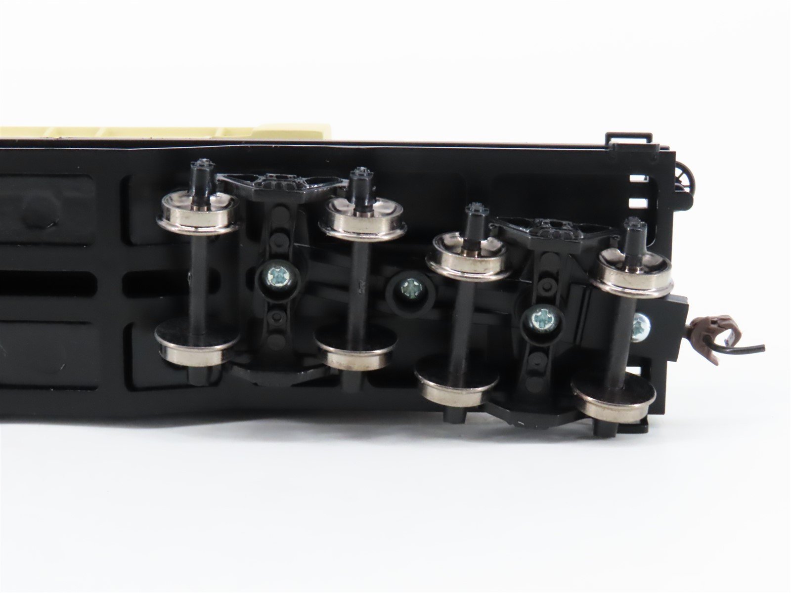 HO Scale Athearn 92244 D&H Delaware & Hudson Heavy Duty Flat Car #16152 w/ Load