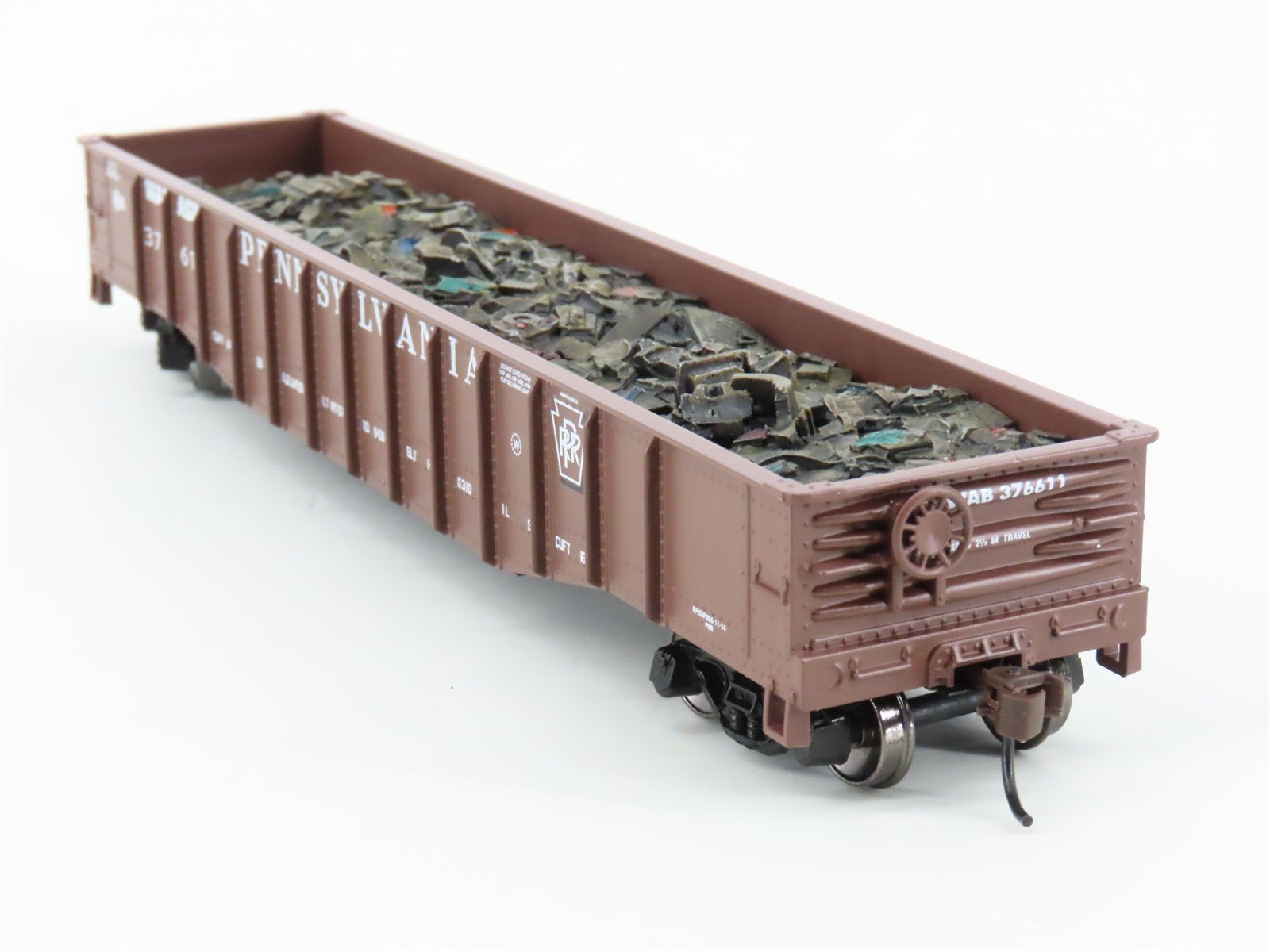 HO Athearn 91432 PRR Pennsylvania/WAB Wabash 50' Gondola #376611 w/ Scrap Load