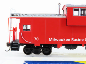 HO Scale Athearn 99058 MR&T Milwaukee Racine & Troy Wide Vision Caboose #70