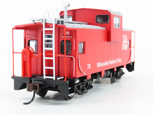 HO Scale Athearn 99058 MR&T Milwaukee Racine & Troy Wide Vision Caboose #70
