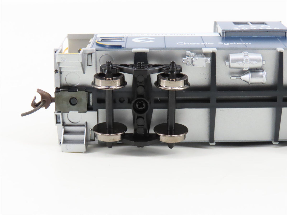 HO Scale Athearn 75175 C&amp;O Chessie System Wide Vision Caboose #903246