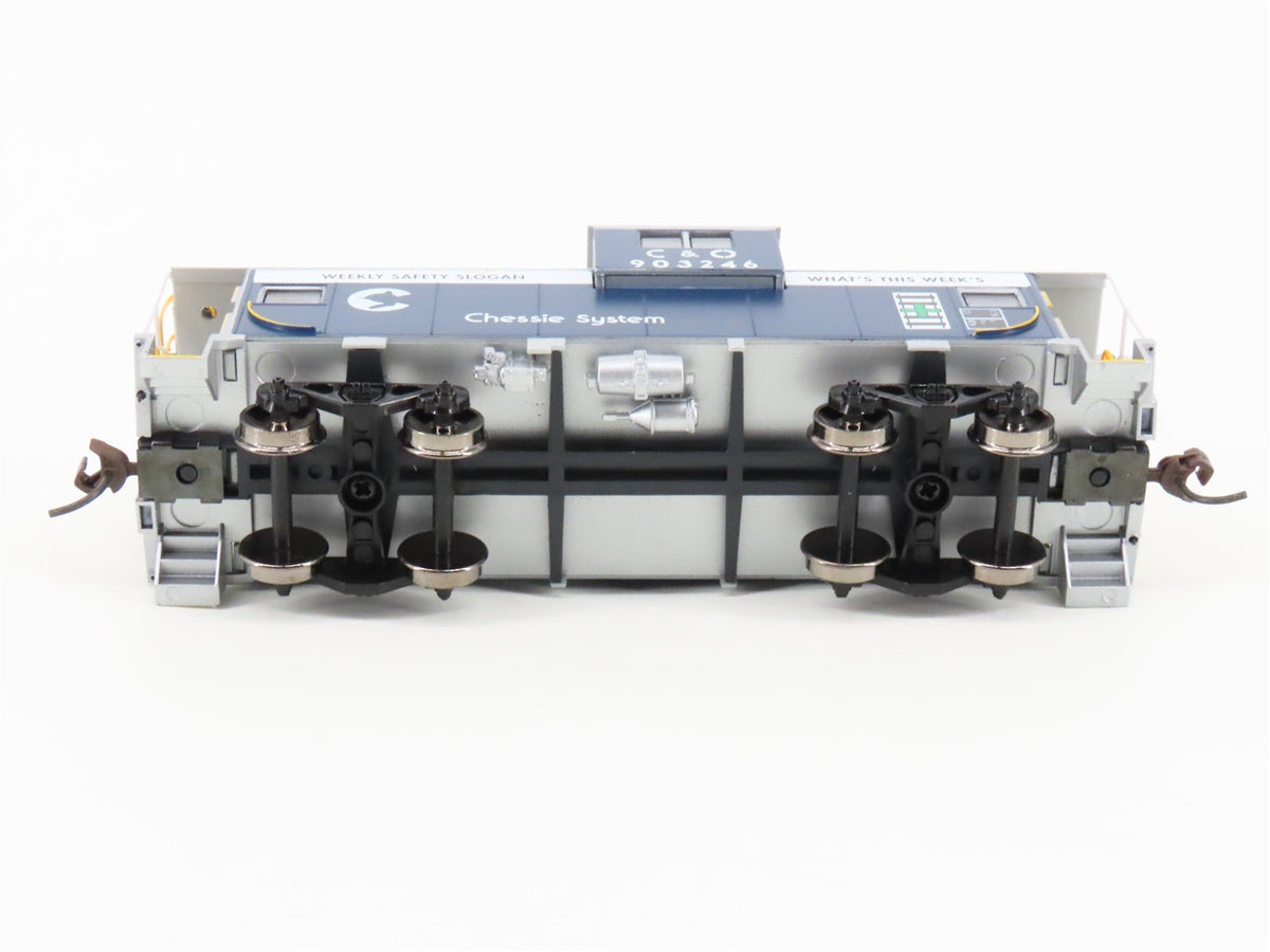 HO Scale Athearn 75175 C&amp;O Chessie System Wide Vision Caboose #903246