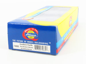 HO Scale Athearn 74665 SP Southern Pacific Bicentennial Bay Window Caboose #1776