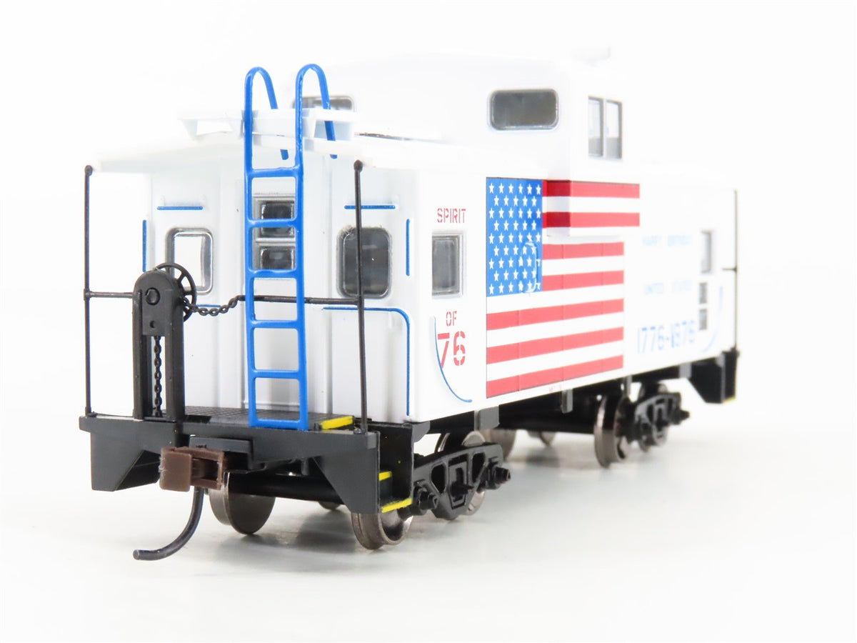 HO Scale Athearn 75178 MKT Bicentennial Wide Vision Caboose 1776-1976