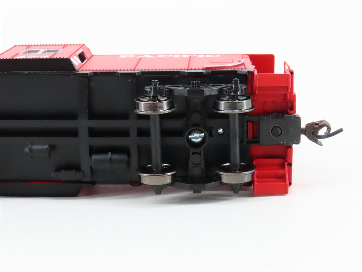 HO Scale Athearn 7463 WP Western Pacific Bicentennial Bay Window Caboose #474