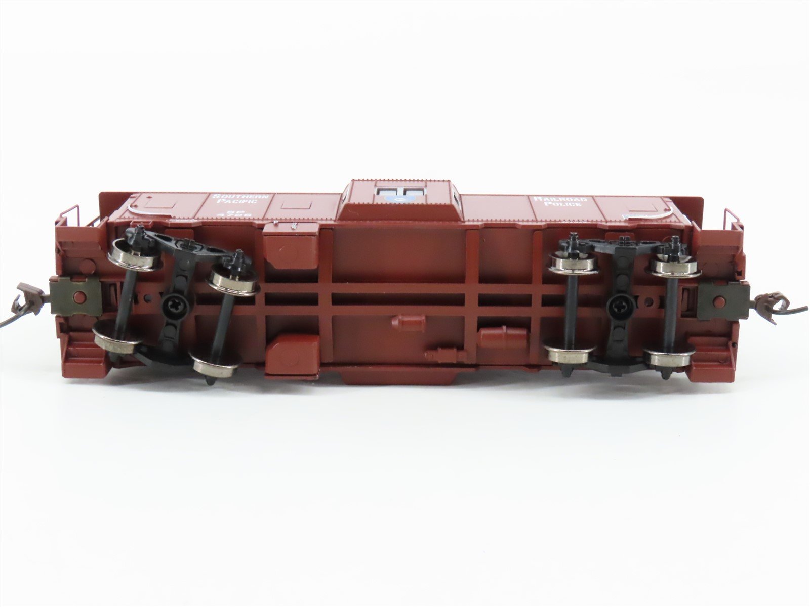 HO Athearn 74668 SP Southern Pacific Railroad Police Bay Window Caboose #4726
