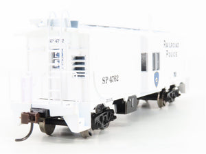 HO Athearn 74669 SP Southern Pacific Railroad Police Bay Window Caboose #4762