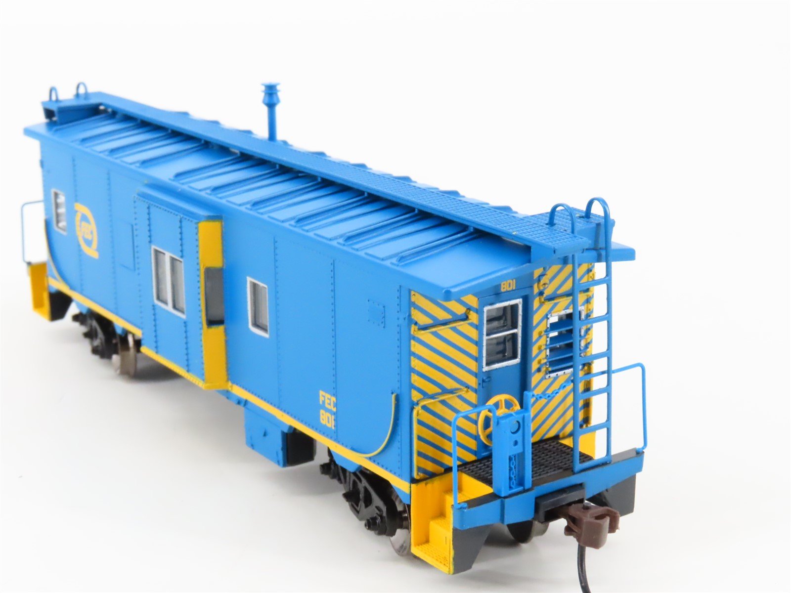 HO Scale Athearn 74673 FEC Florida East Coast Bay Window Caboose #801