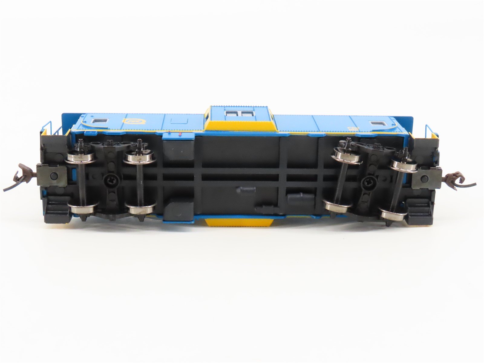 HO Scale Athearn 74673 FEC Florida East Coast Bay Window Caboose #801