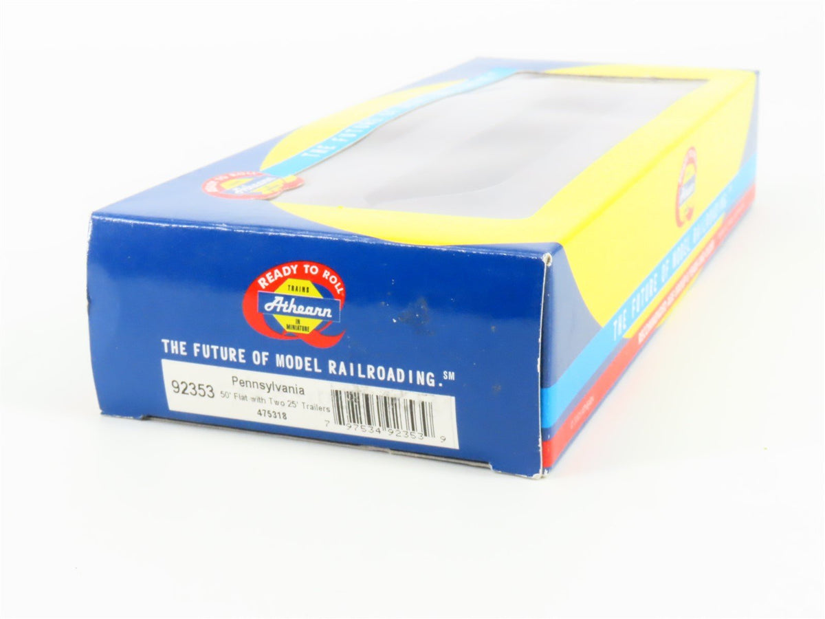 HO Scale Athearn 92353 PRR Pennsylvania 50&#39; Flat Car #475318 w/ 2 25&#39; Trailers