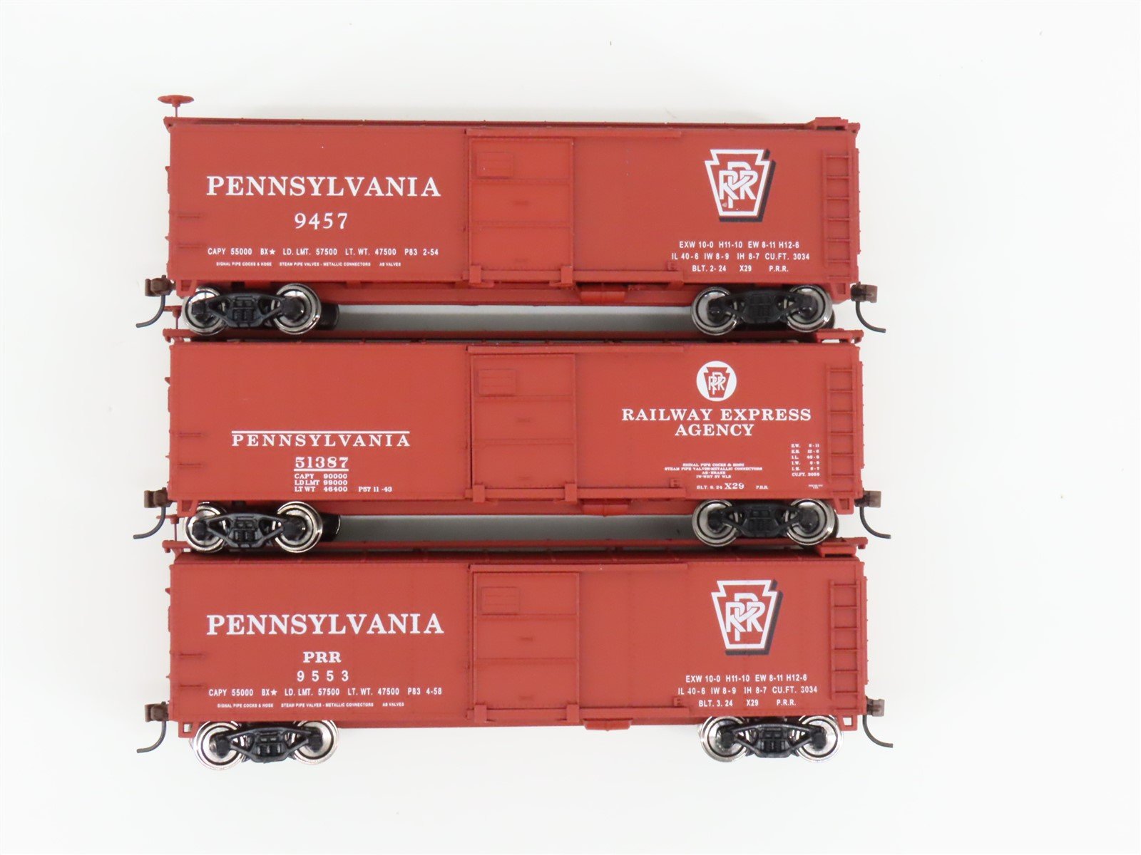 HO Walthers Gold Line 932-9023 PRR (Express Theme) 40' X-29 Box Car (3-Pack)